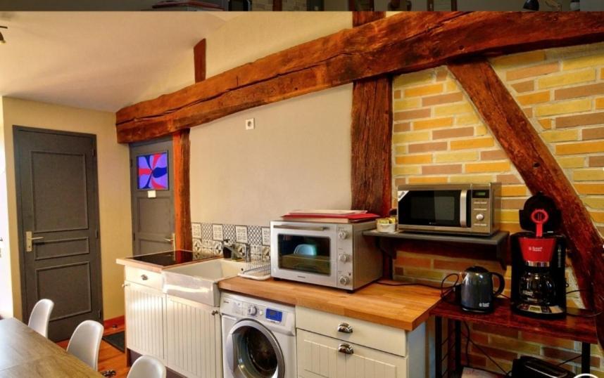 Chambres D'Hotes Les Vignes Montcet 외부 사진